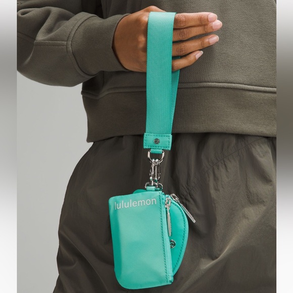 Lululemon | dual pouch wristlet - Picture 2 of 7